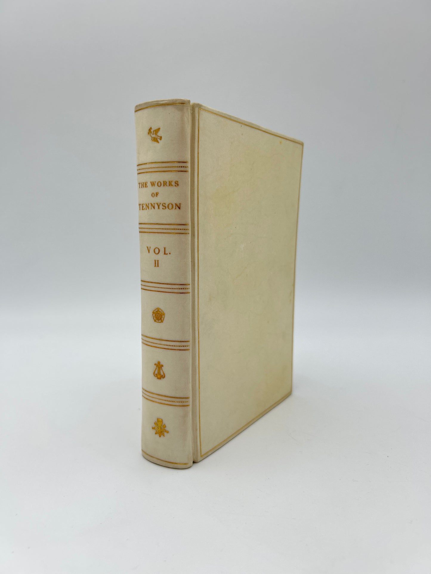 The Works of Tennyson in Seven Volumes