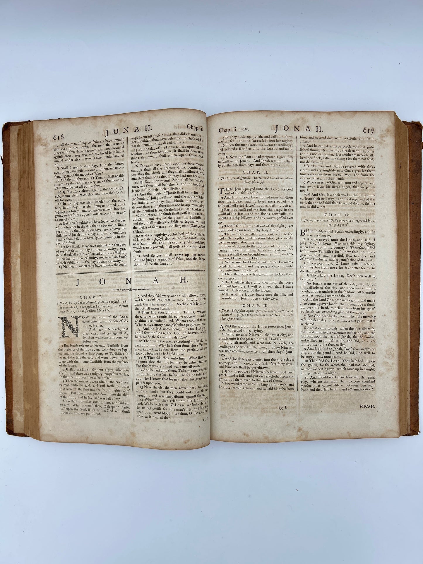 ”Thomas Bible” In Two Volumes