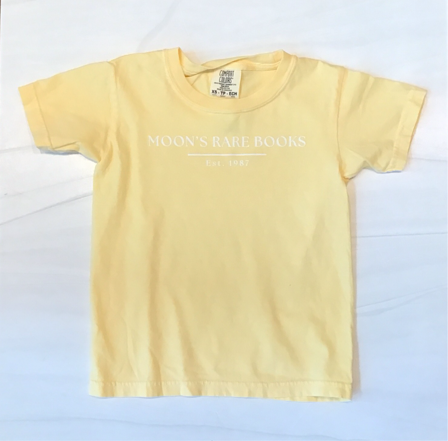 -Moon's Rare Books Youth T-shirt (Winnie Yellow)*