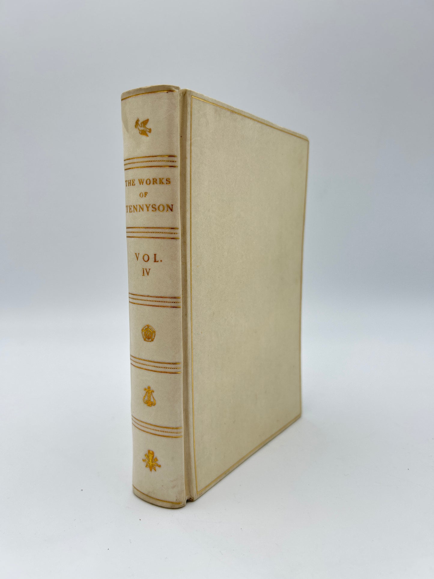 The Works of Tennyson in Seven Volumes