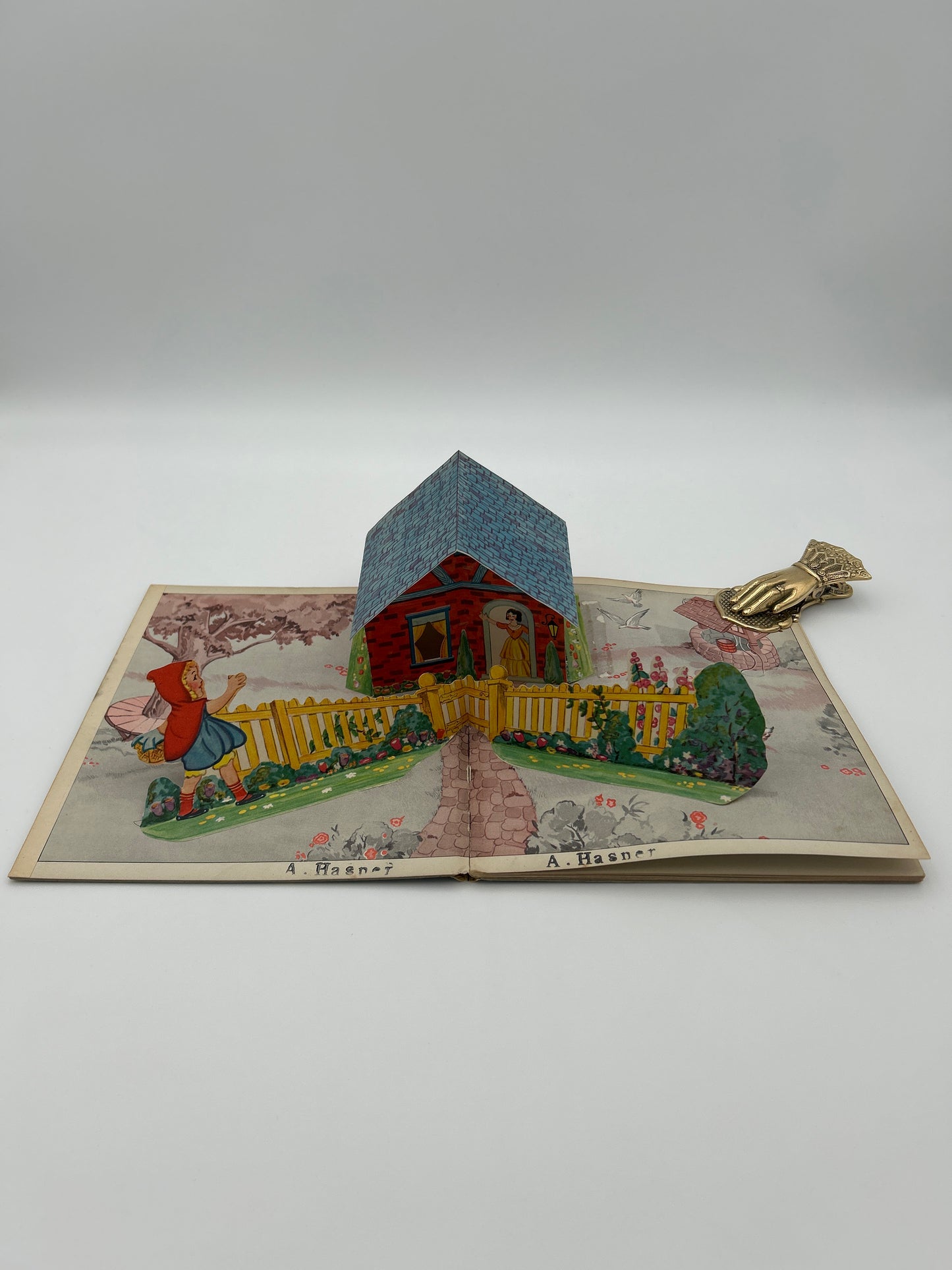 Little Red Riding Hood Pop-Up Book