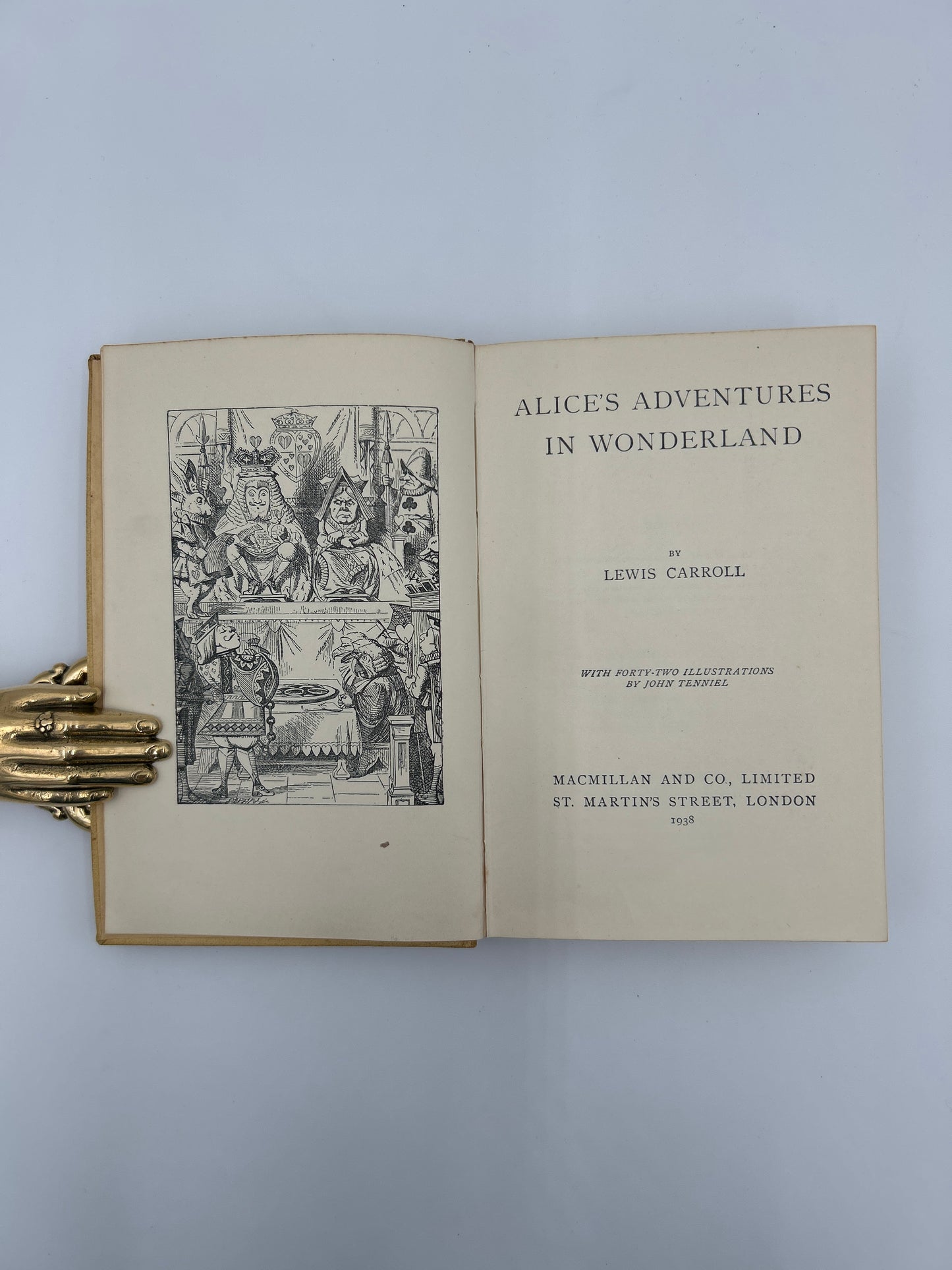 Alice in Wonderland 4 Volume Set