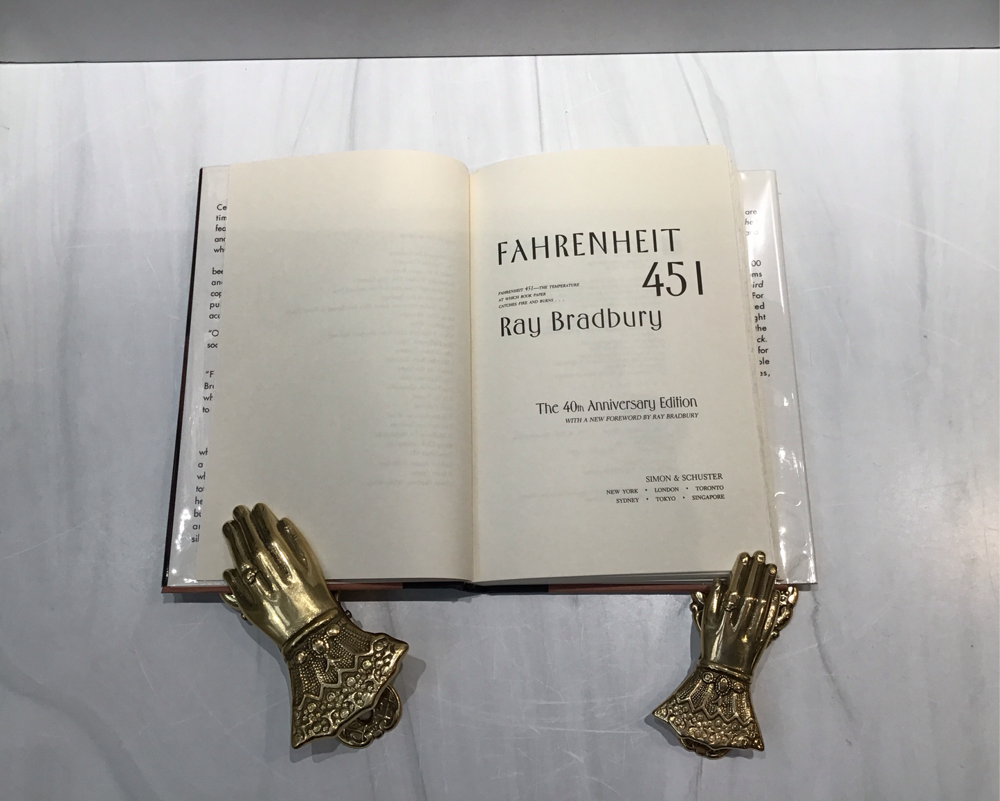 Fahrenheit 451