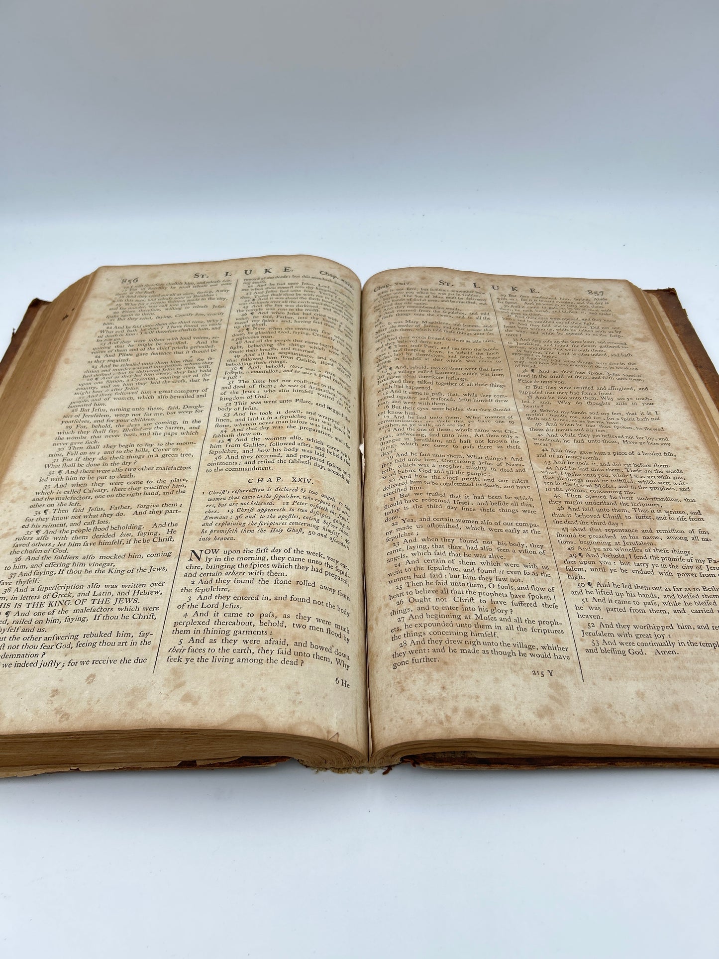 ”Thomas Bible” In Two Volumes