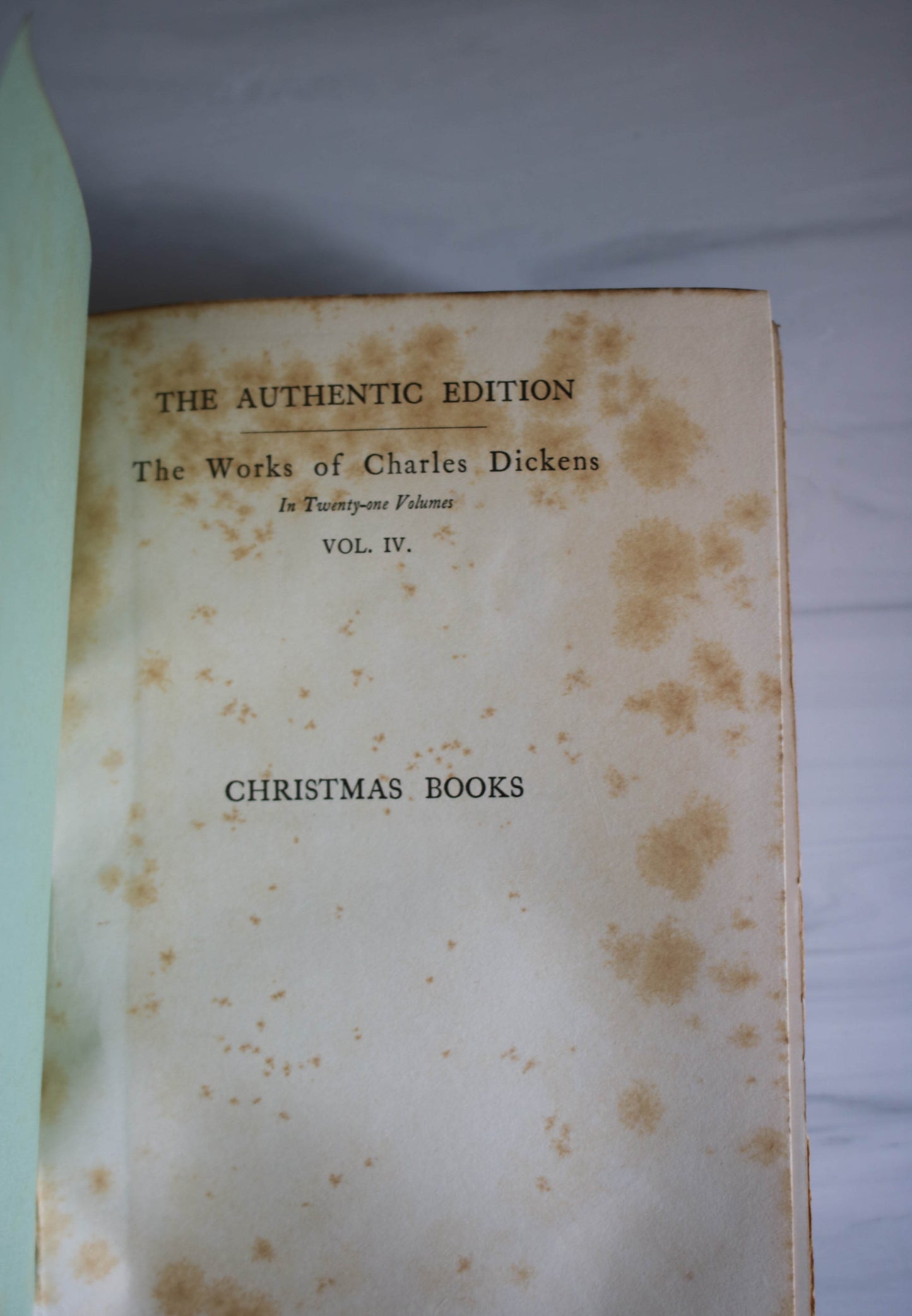 -Christmas Books The Authentic Edition*